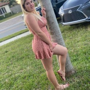 Meet your Posher, Lorena